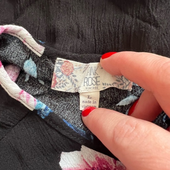 Pink Rose - Floral Tie Front Blouse - Picture 5 of 6